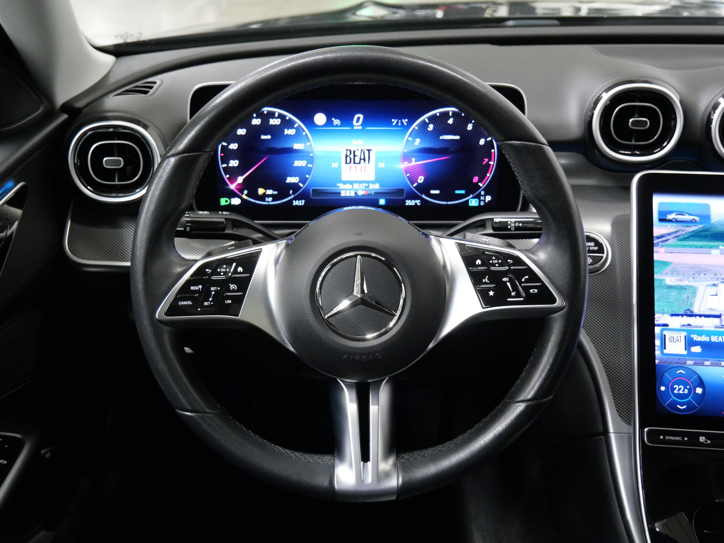 Mercedes-Benz Třídy C C 180 125 kW AUT