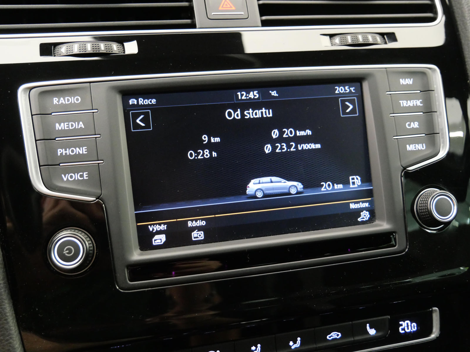 Volkswagen Golf 2.0 TSI 221 kW 4Motion "R" – foto 17