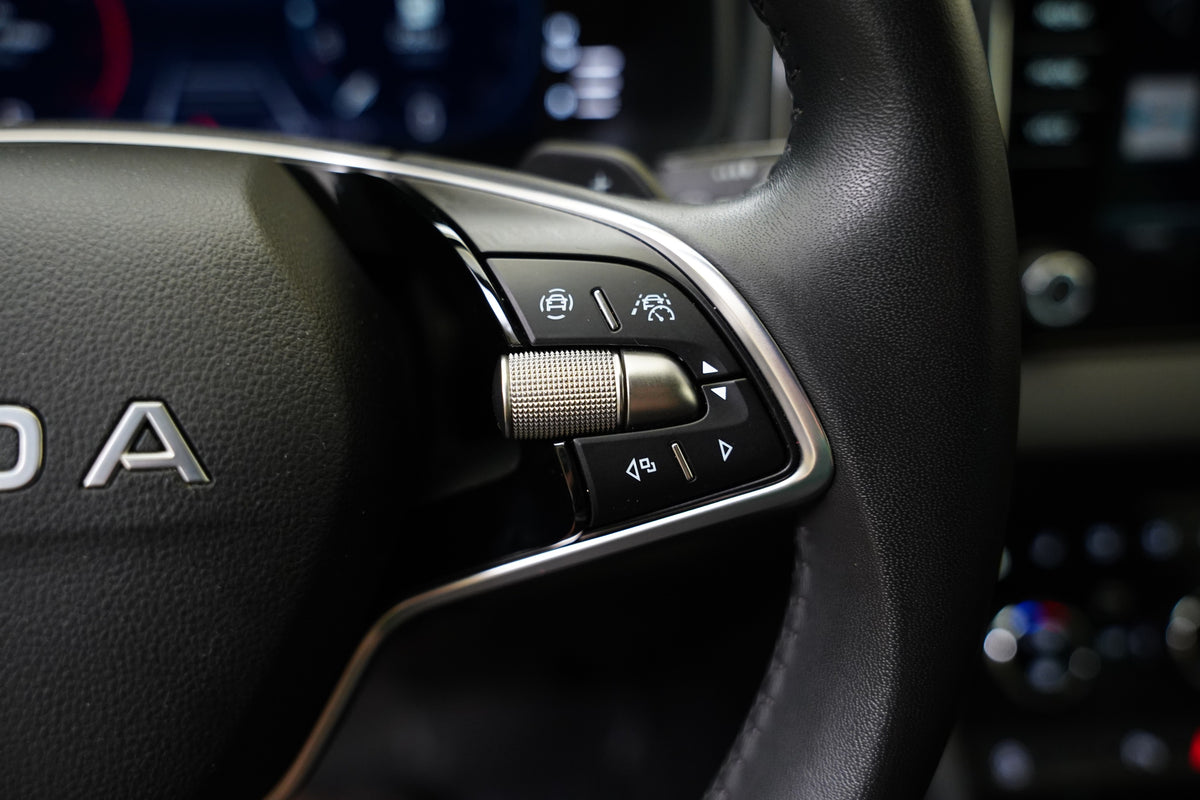 Škoda Karoq 1.5 TSI 110 kW Top Selection – foto 17