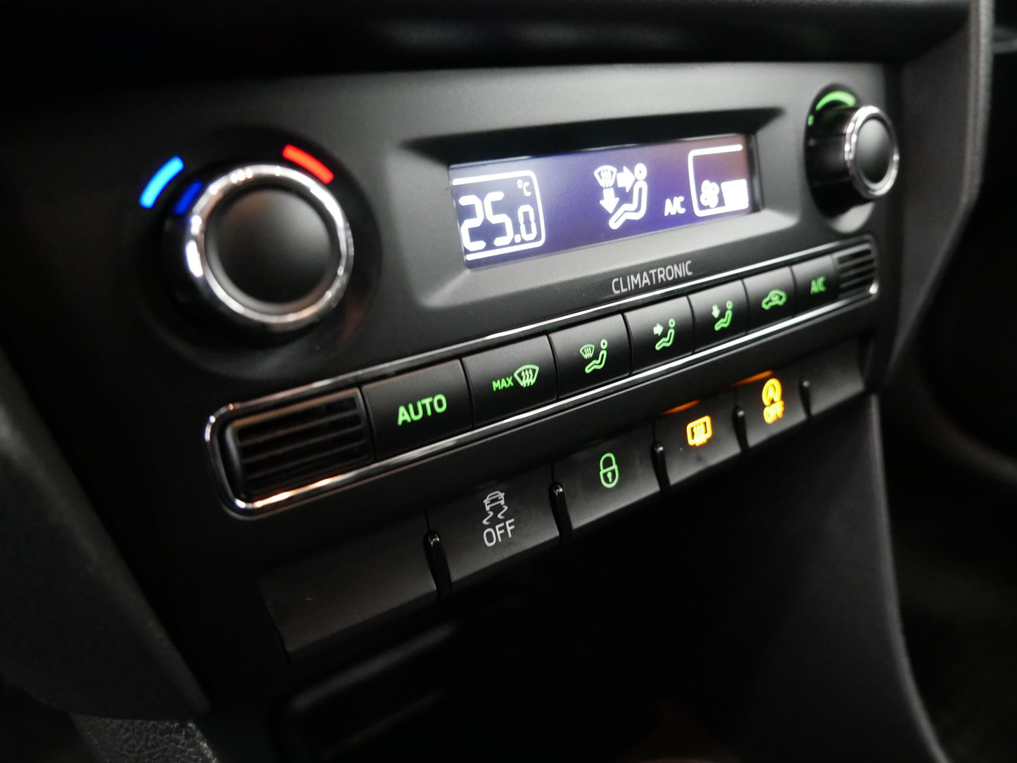 Škoda Rapid 1.6 TDI 77 kW Ambition