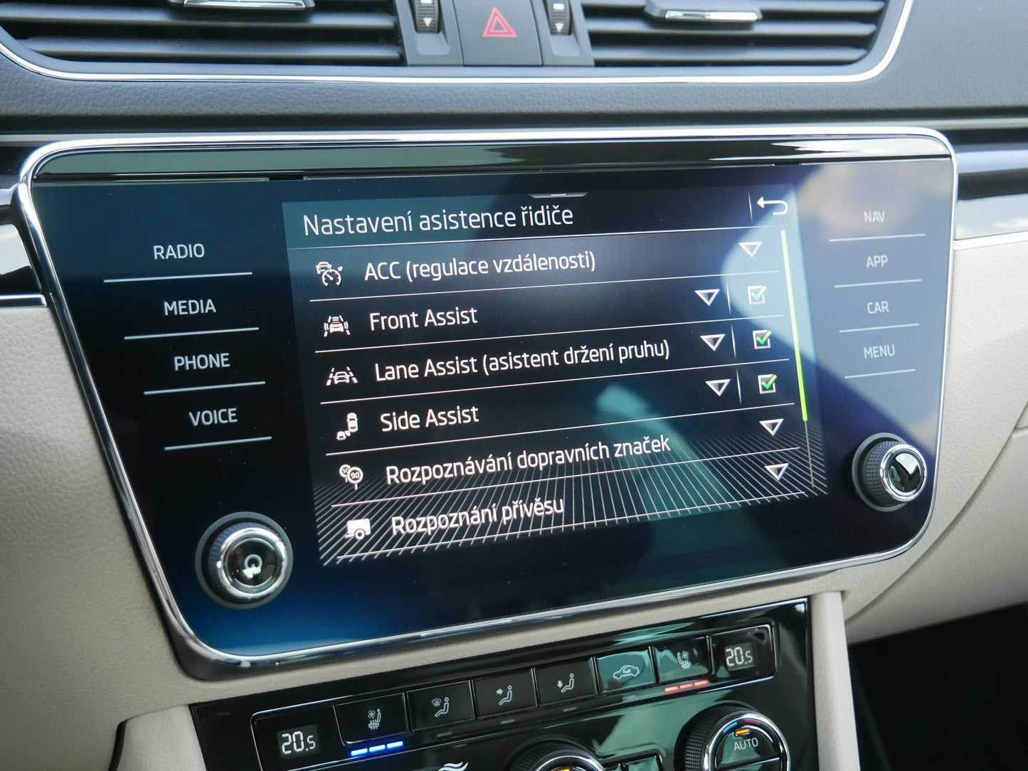 Škoda Superb 2.0 TDI 147 kW L&K