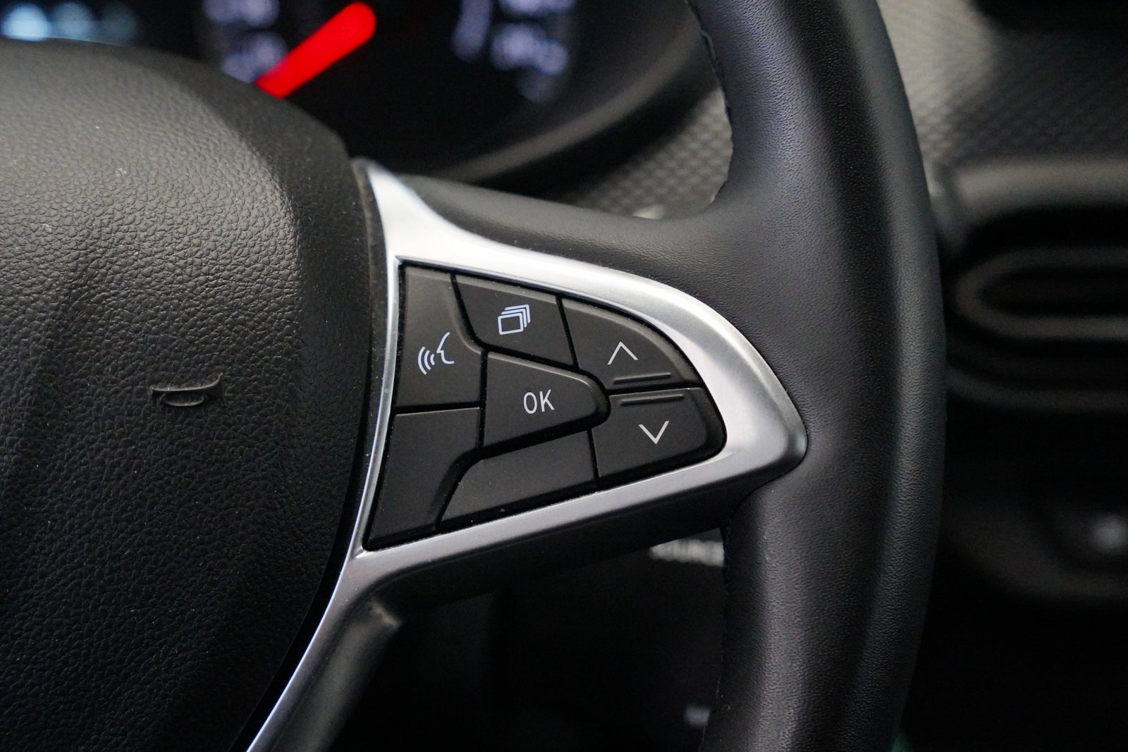 Dacia Sandero 1.0 TCe 67 kW Comfort – foto 17