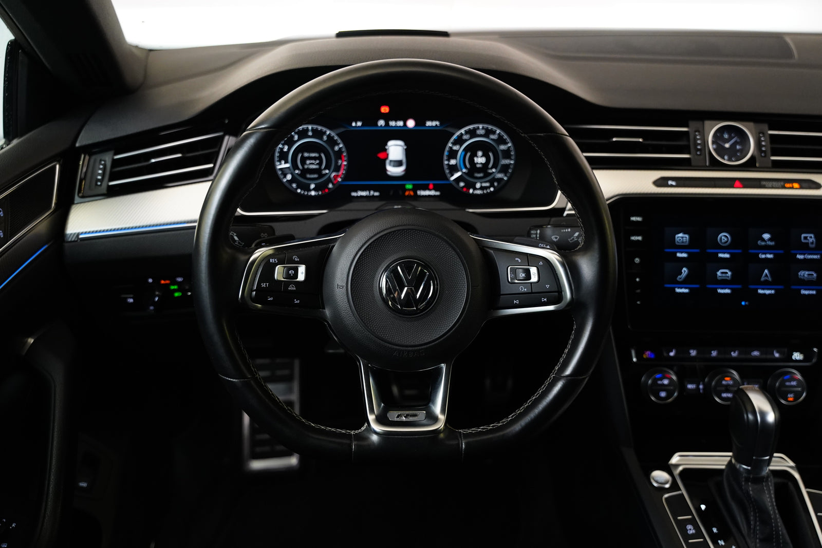 Volkswagen Arteon 2.0 TSI 140 kW R-Line – foto 17