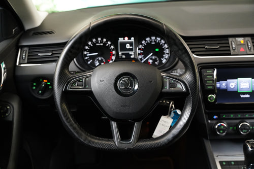 Škoda Octavia 2.0 TDI 110 kW DSG Elegance – foto 17