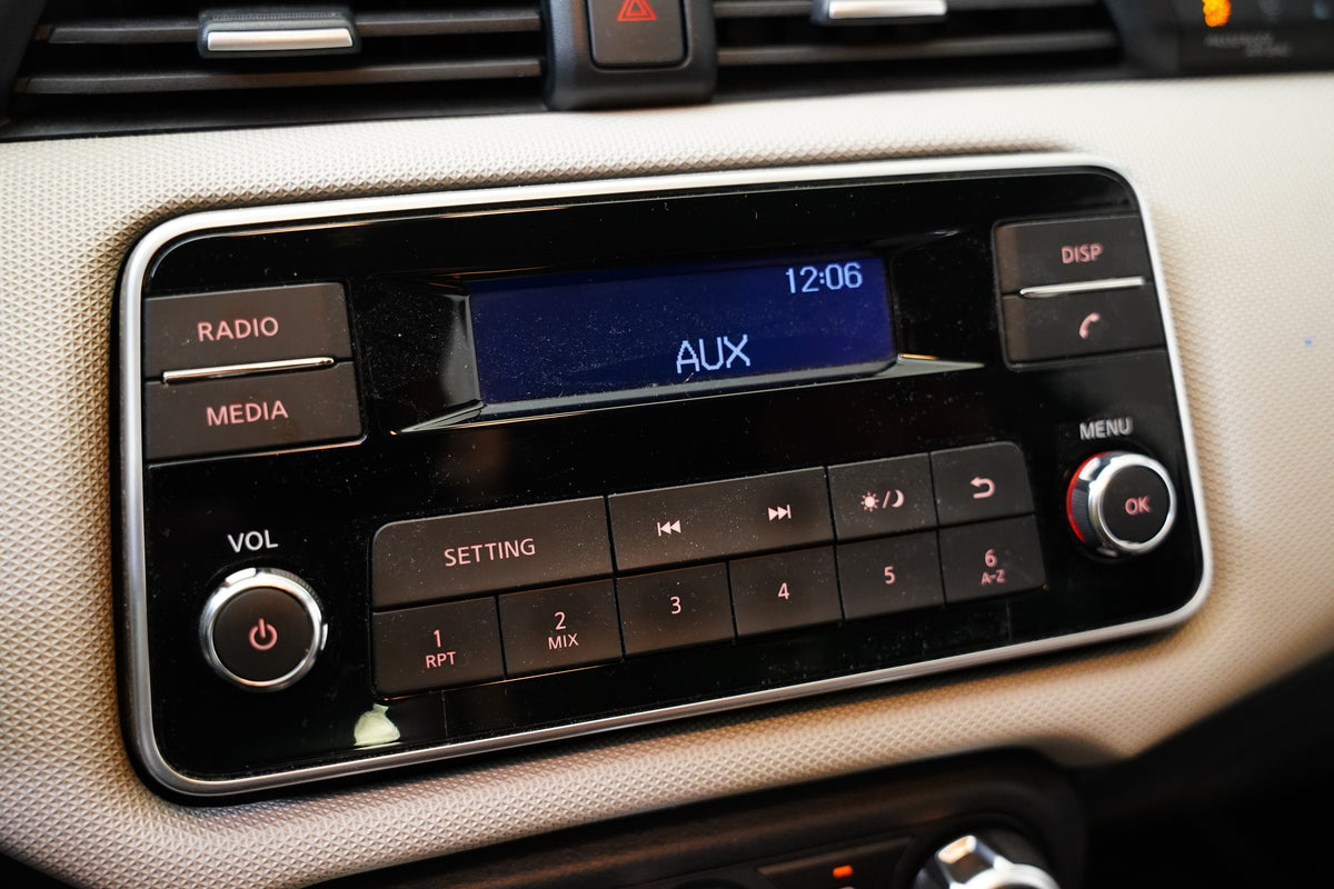 Nissan Micra 1.0 i 52 kW Visia Plus – foto 17