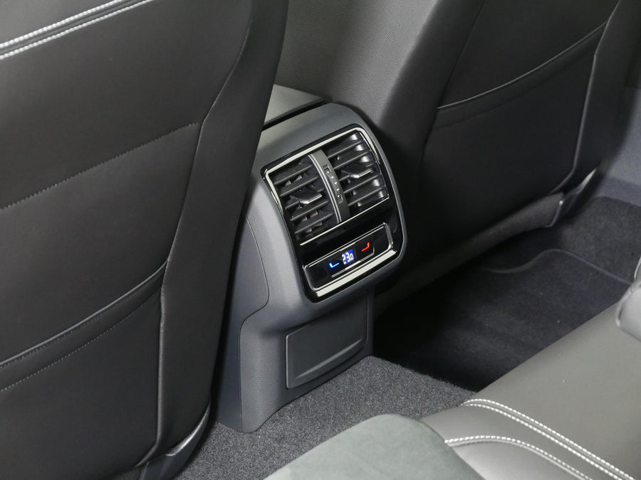 Volkswagen Passat 2.0 TDI 110 kW Elegance – foto 17