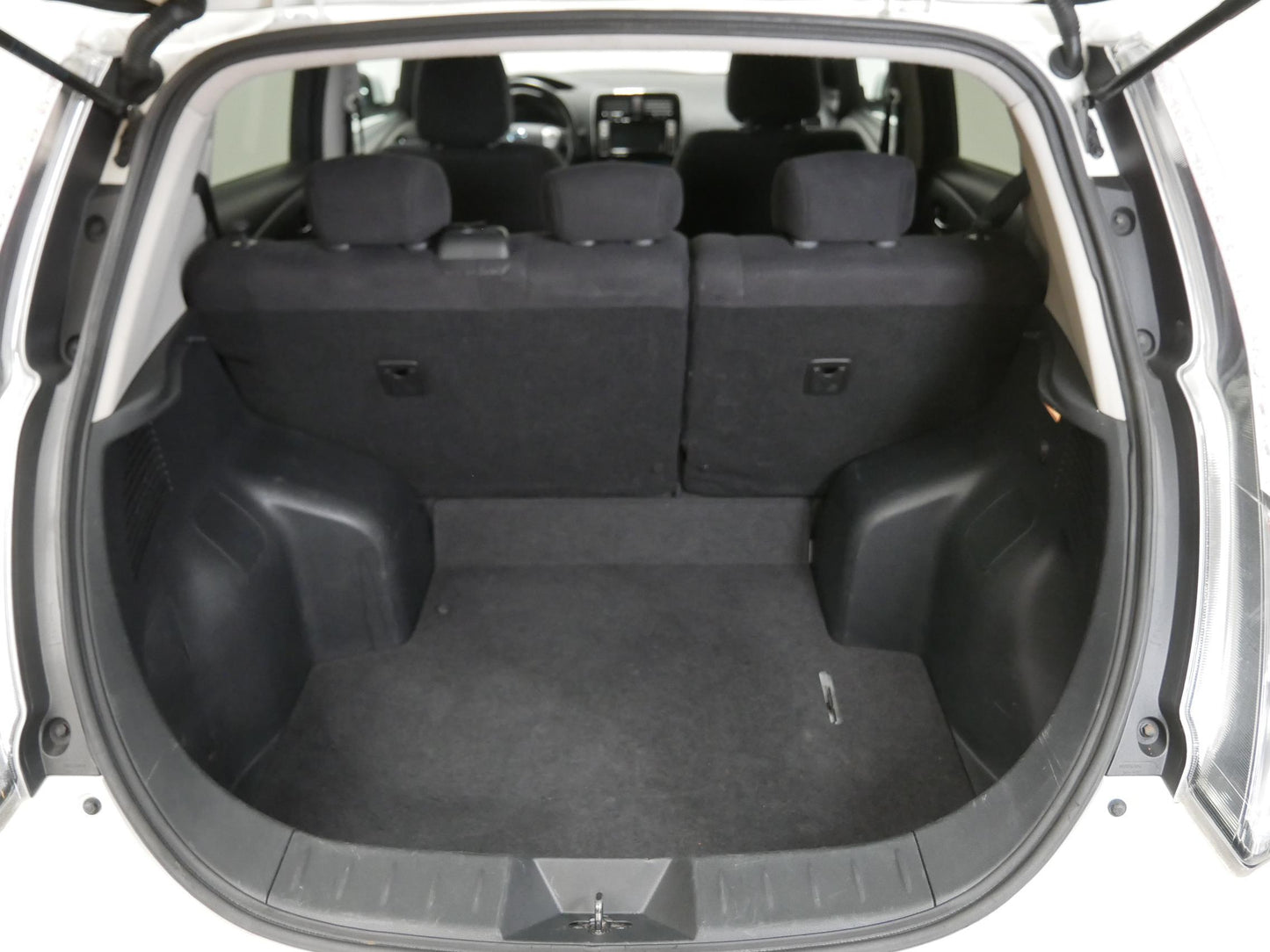 Nissan LEAF 80 kW Acenta 30 KWH