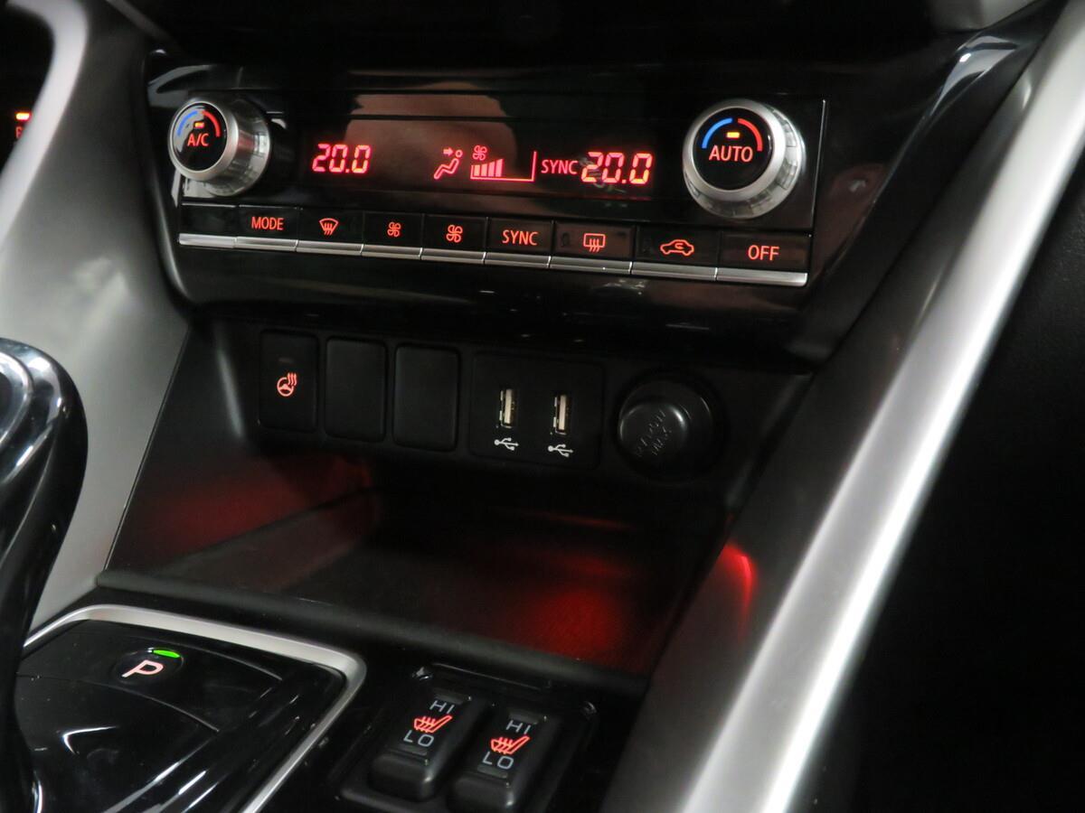 Mitsubishi Eclipse Cross 2.4 PHEV 72 kW INSTYLE