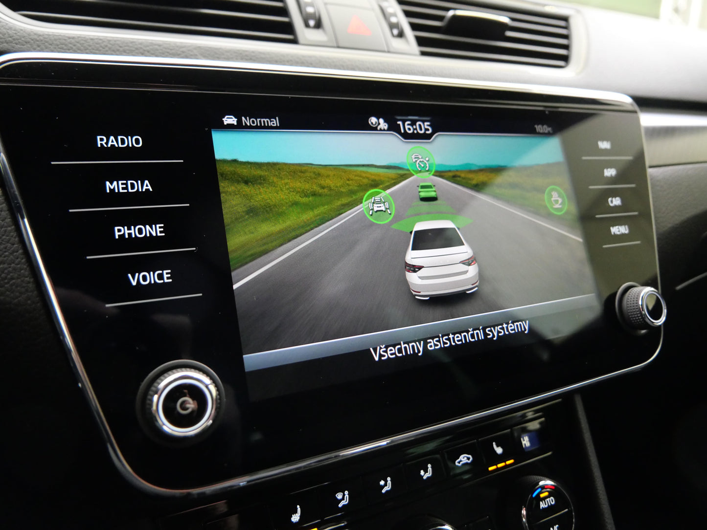 Škoda Superb 1.5 TSI 110 kW DSG SportLine