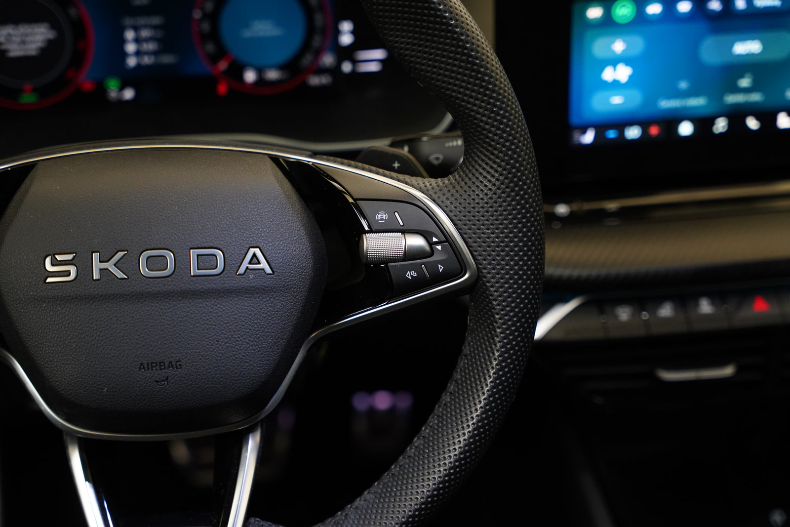 Škoda Octavia 1.5 eTSI 110 kW DSG Sportline – foto 17