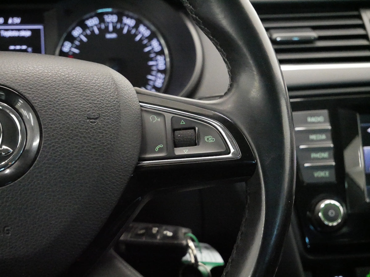 Škoda Octavia 2.0 TDI 110 kW Elegance – foto 17
