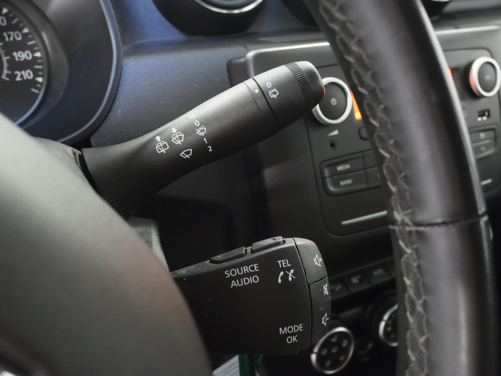 Dacia Duster 1.5 dCi 84 kW Comfort – foto 17