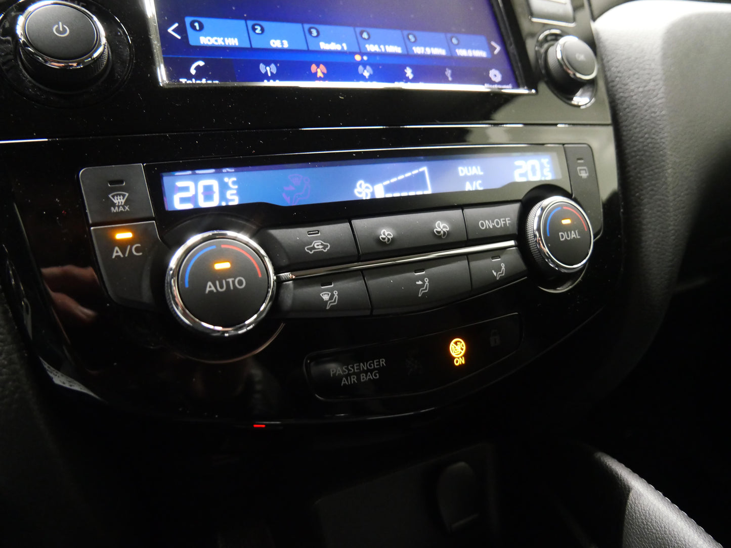 Nissan Qashqai 1.3 DIG-T 103 kW Shiro