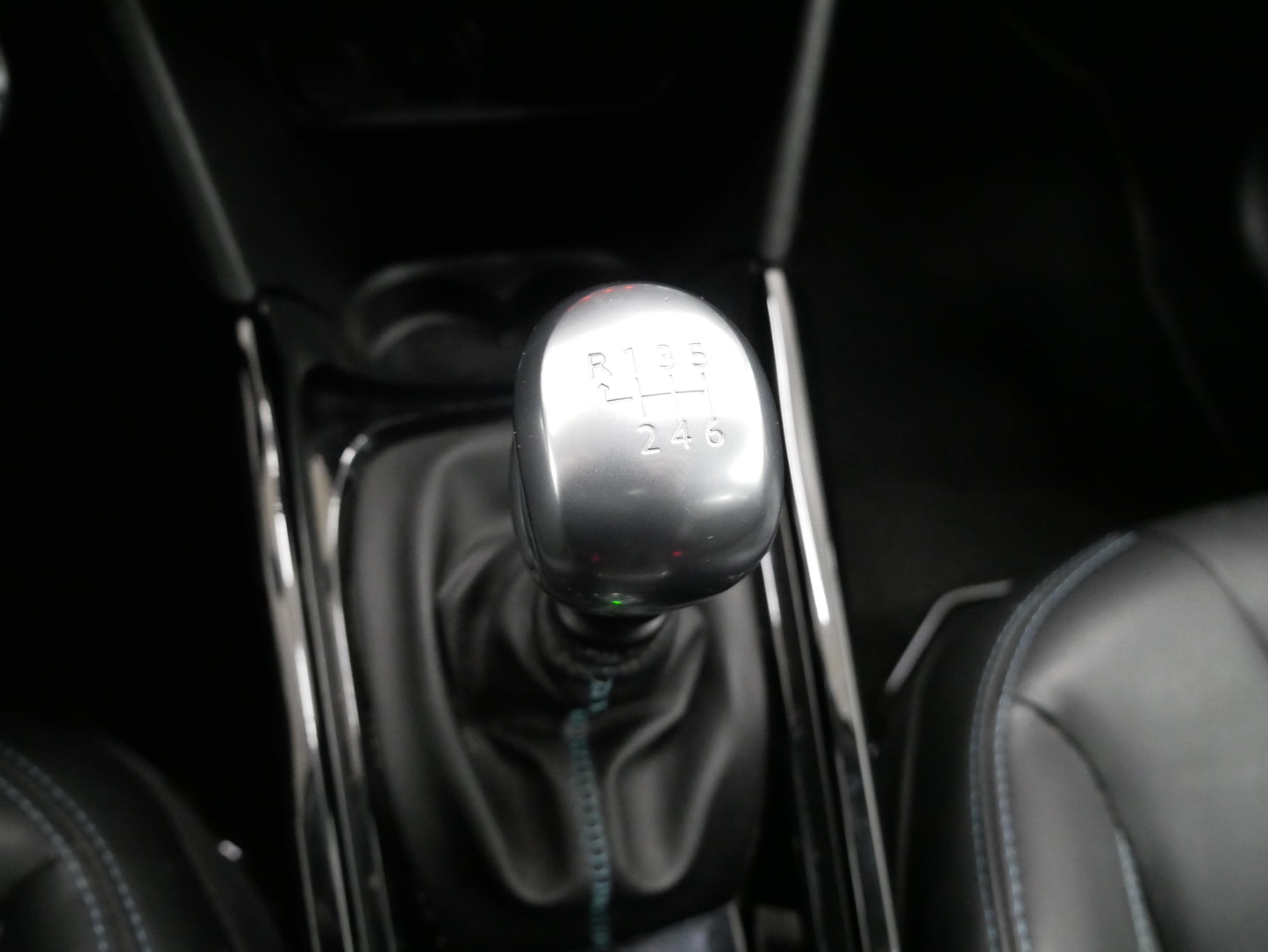 Peugeot 2008 1.2 PureTech 96kW Crossway