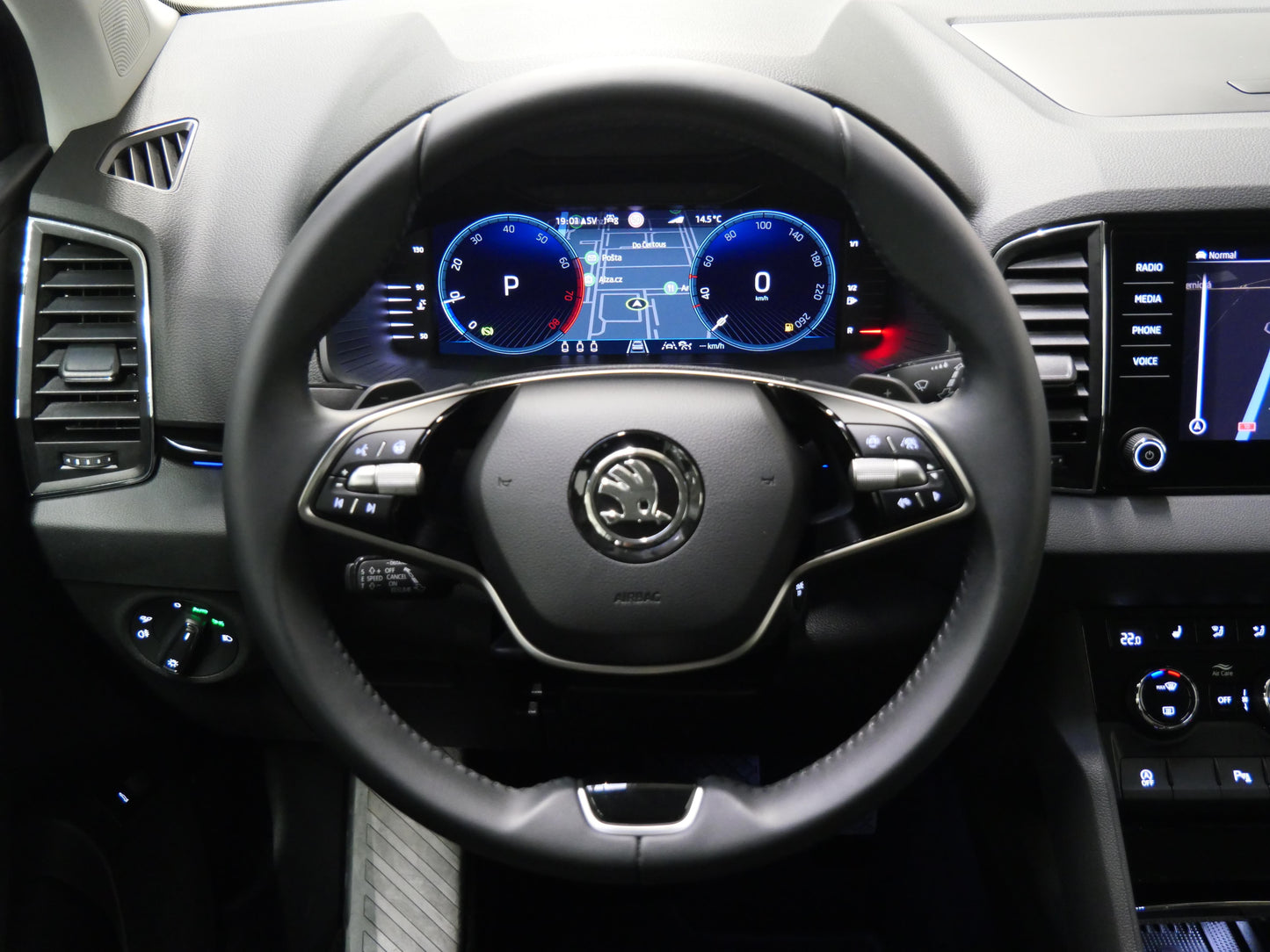 Škoda Karoq 1.5 TSI 110 kW Top Selection