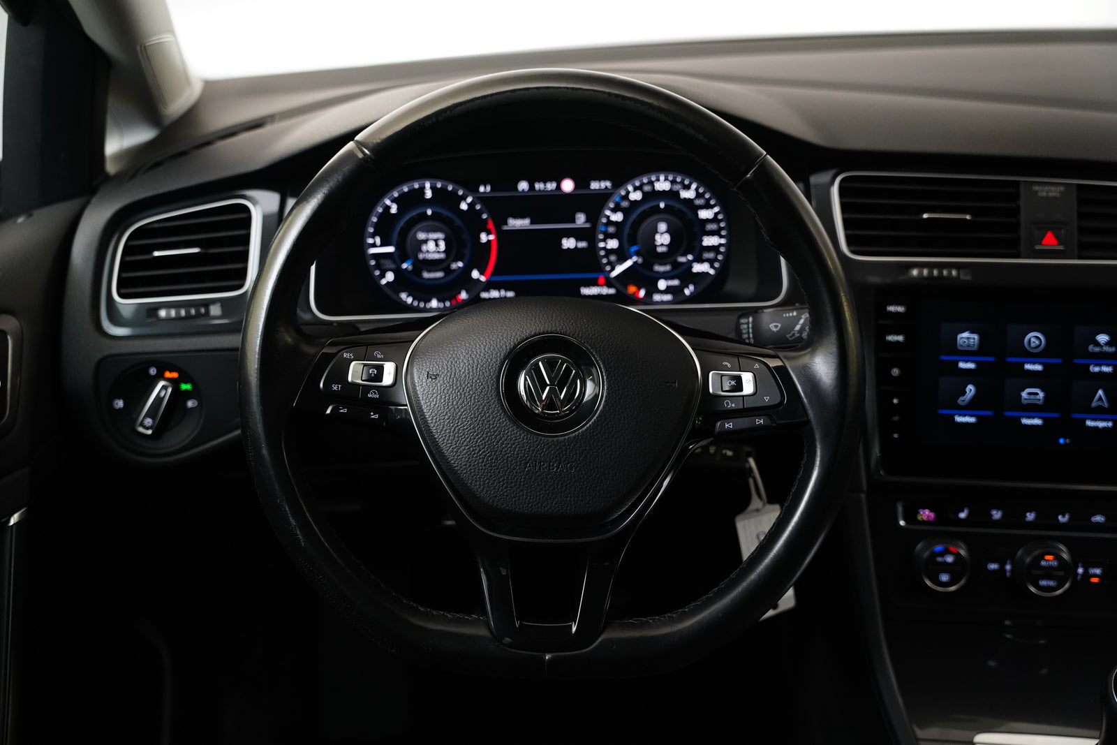 Volkswagen Golf 1.6 TDI 85 kW Comfortline – foto 17