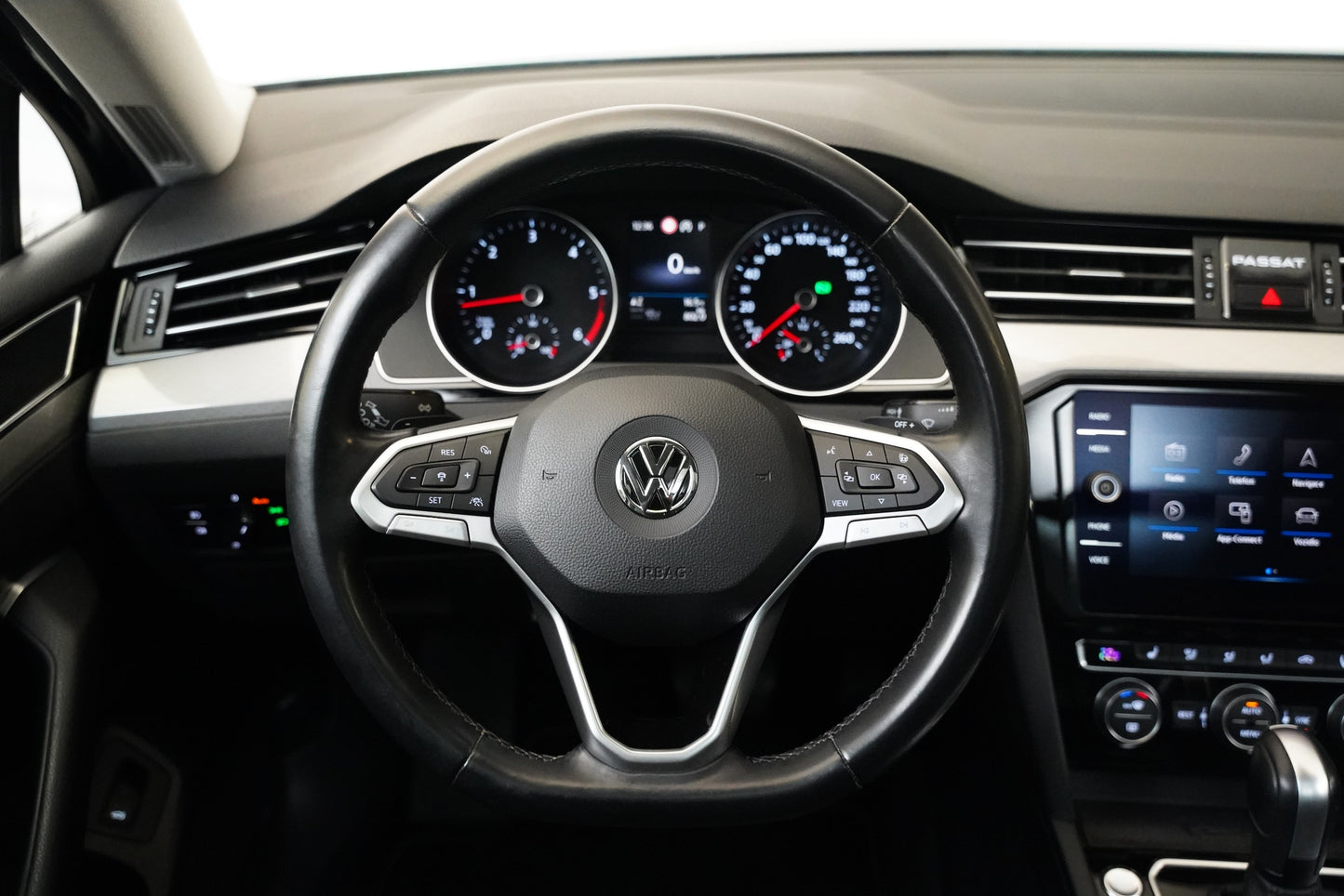 Volkswagen Passat 2.0 TDI 140 kW Business