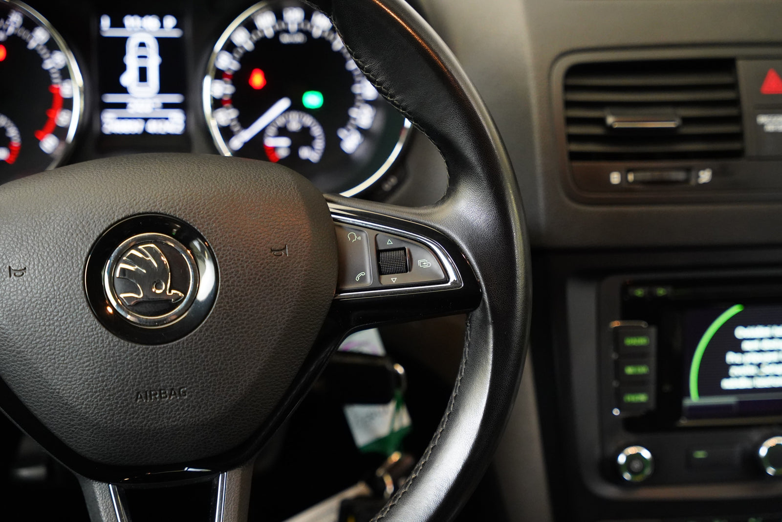 Škoda Yeti 2.0 TDI 103 kW DSG 4x4 – foto 17