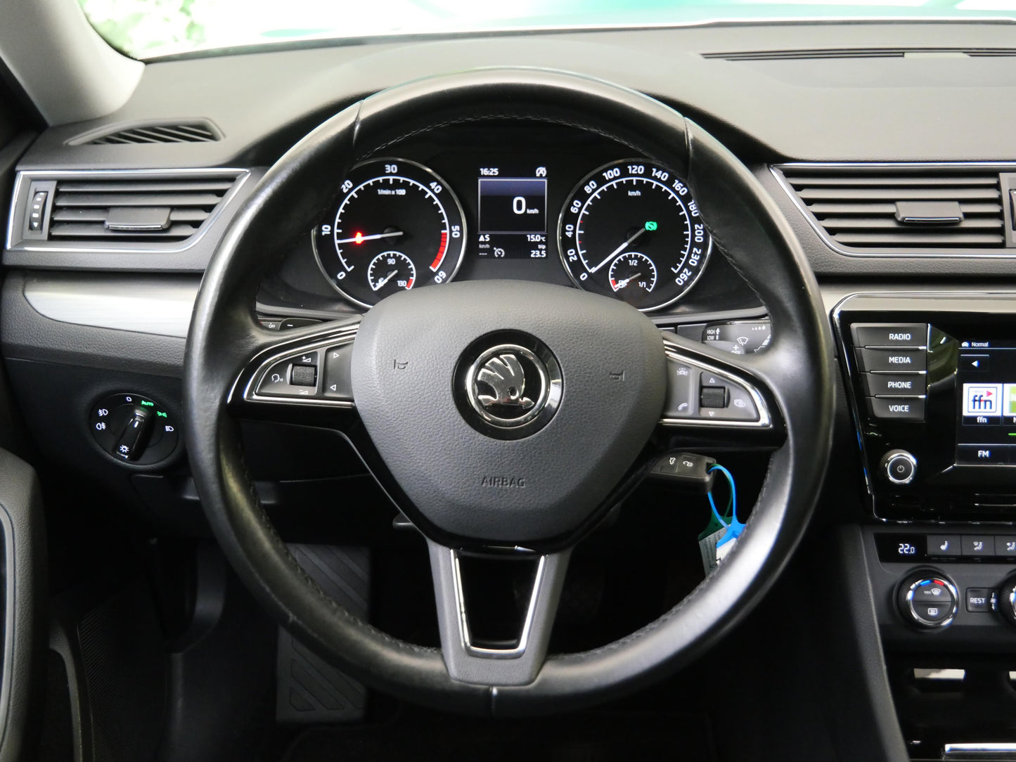 Škoda Superb 2.0 TDI 110 kW Style