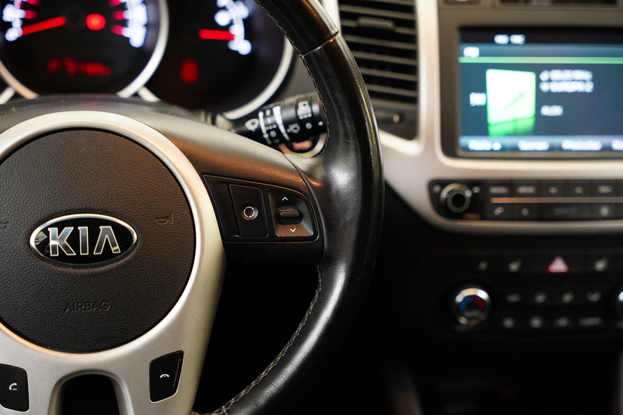 Kia Venga 1.6 i 92 kW CVVT UEFA Euro – foto 17