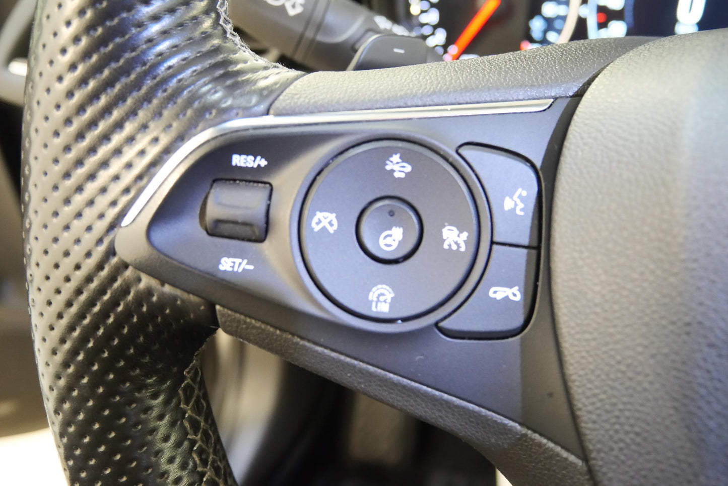 Opel Insignia Country Tourer 2.0 SIDI 191 kW