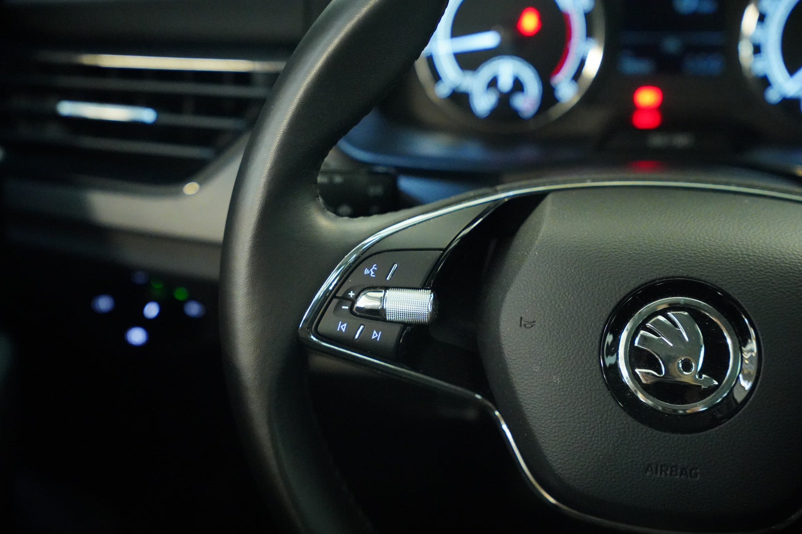 Škoda Kamiq 1.0 TSI 81 kW Ambition – foto 16