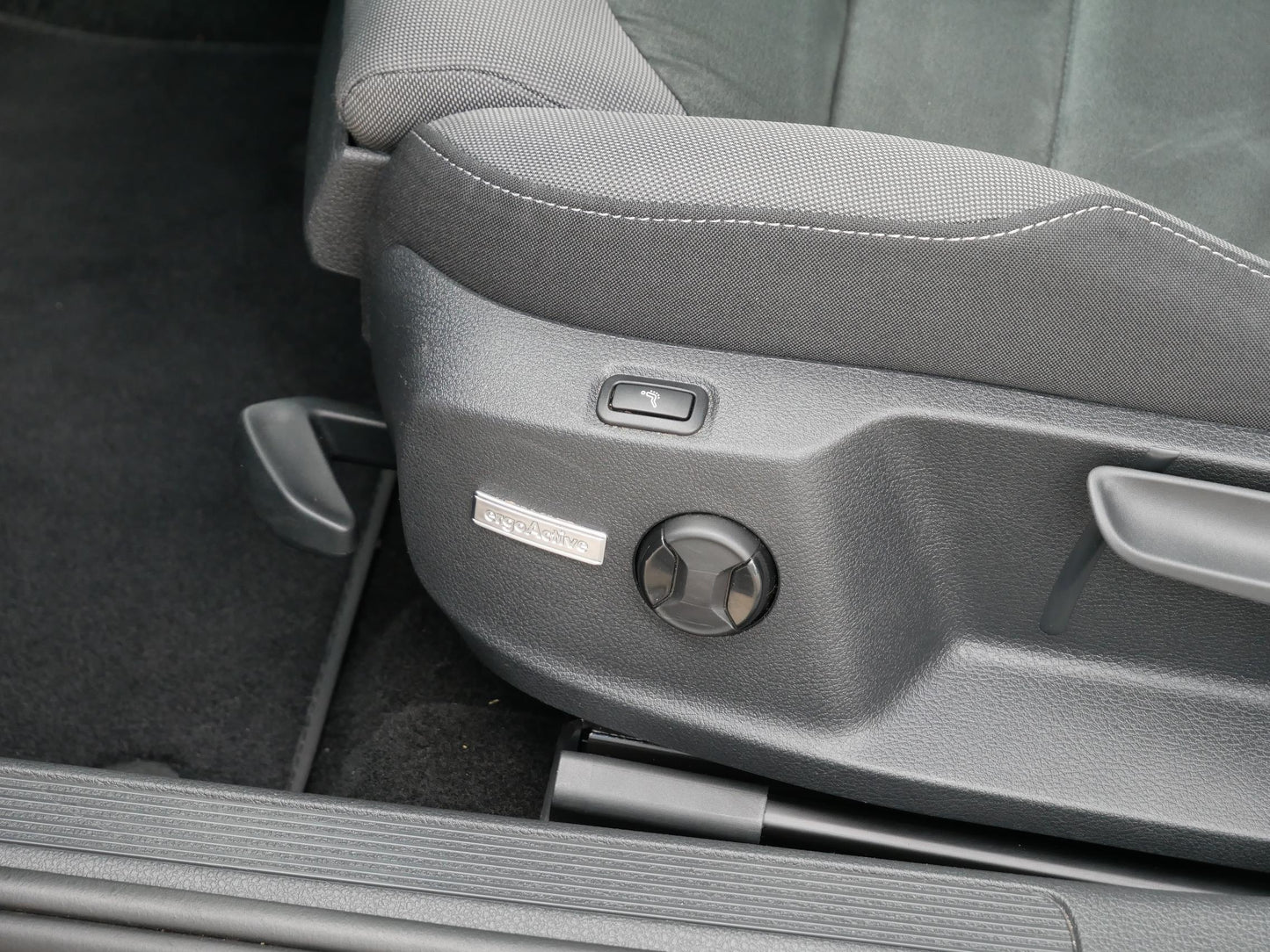 Volkswagen Golf 2.0 TDI 110 kW Highline