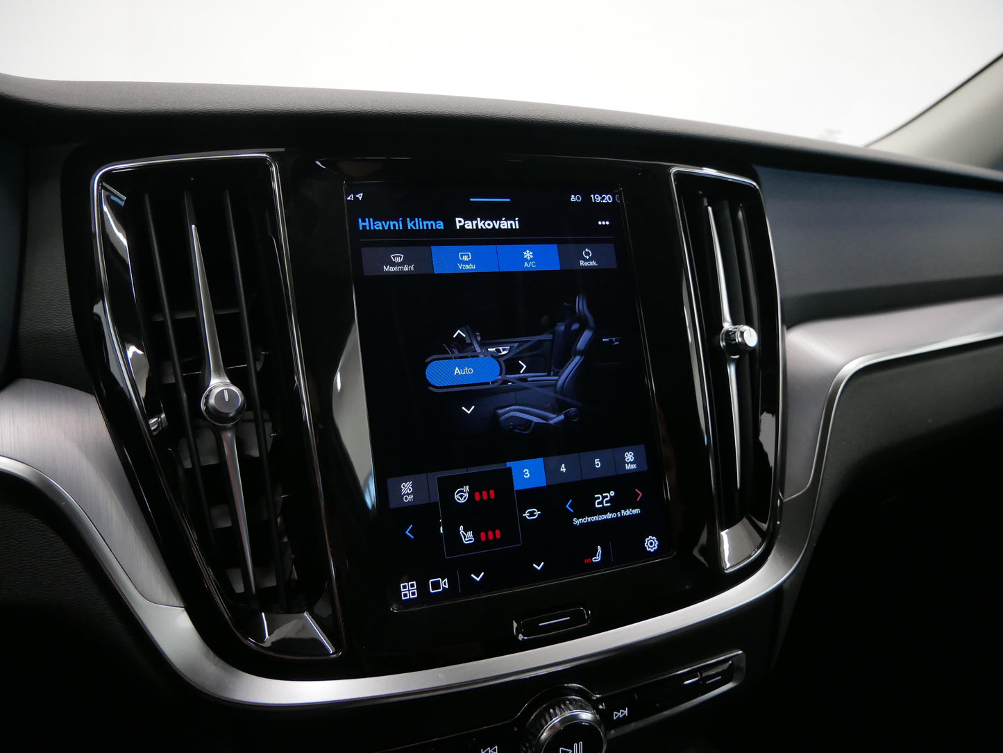 Volvo V60 B4 145 kW Core AUT