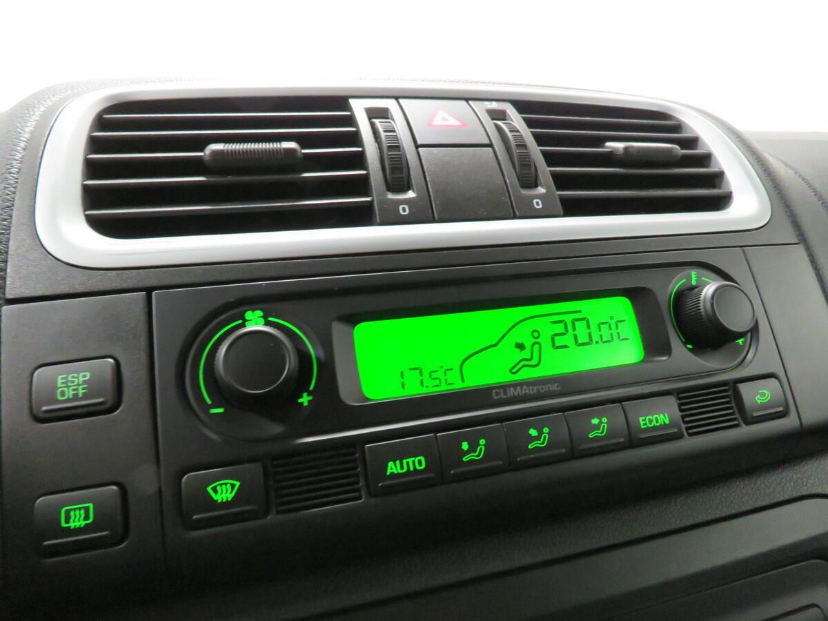 Škoda Roomster 1.6 MPI 16V 77 kW Style