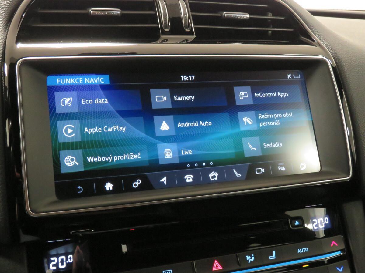 Jaguar F-Pace 20d 132 kW AWD Pure