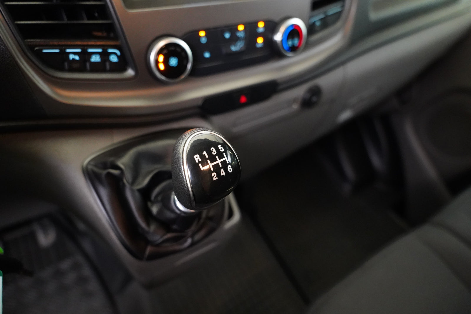 Ford Transit Custom 2.0 TDCI 77.3 kW – foto 17