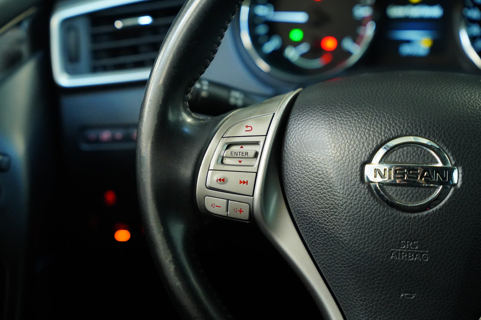 Nissan Qashqai 1.6 dCi 96 kW – foto 17