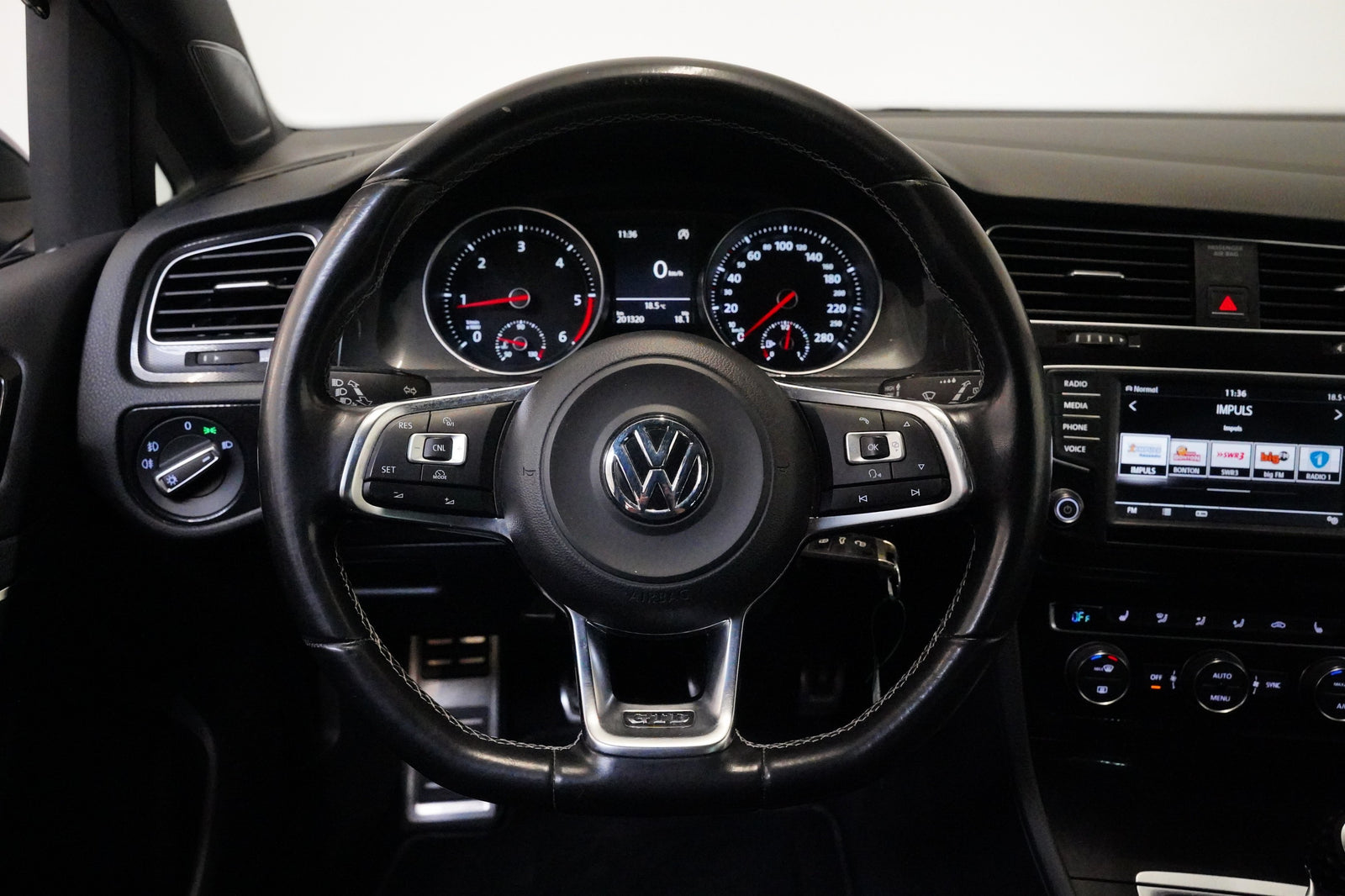 Volkswagen Golf 2.0 TDI 135 kW GTD – foto 17