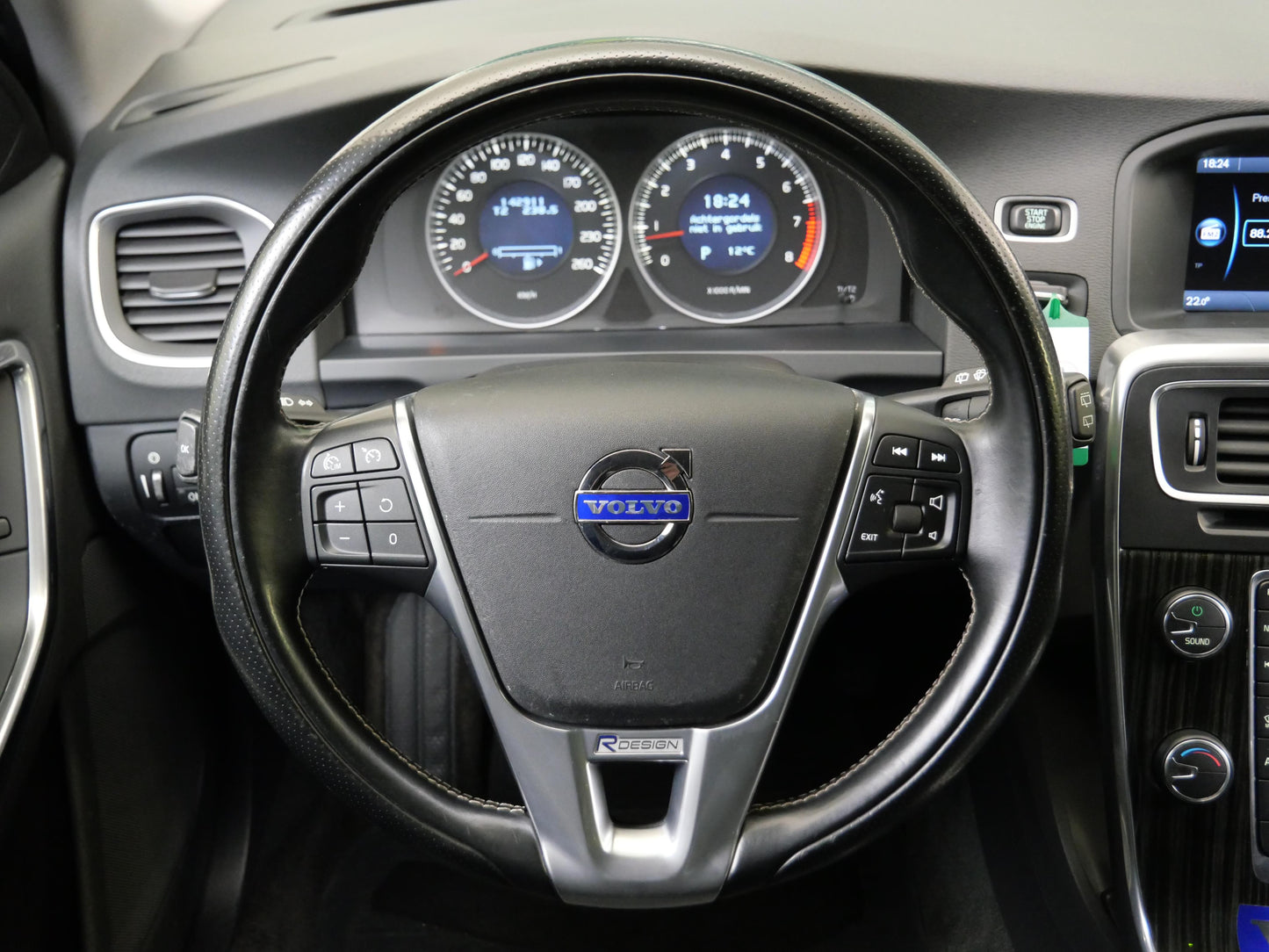 Volvo V60 T3 110 kW Kinetic