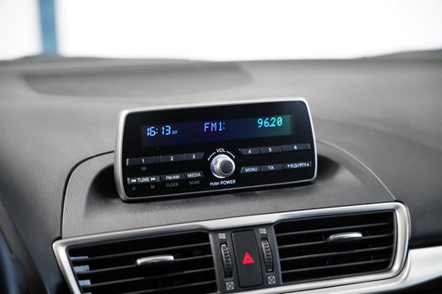 Mazda 3 1.5 Skyactiv-G 74 kW – foto 17