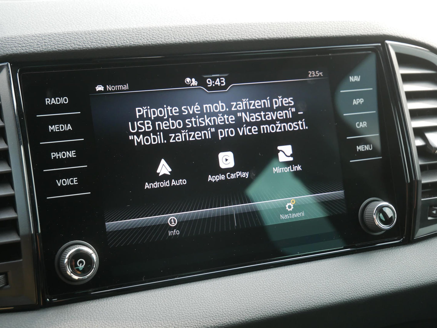 Škoda Karoq 2.0 TDI 110 kW Sportline