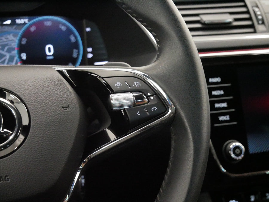 Škoda Superb 2.0 TDI 147 kW L&K 4x4 – foto 17