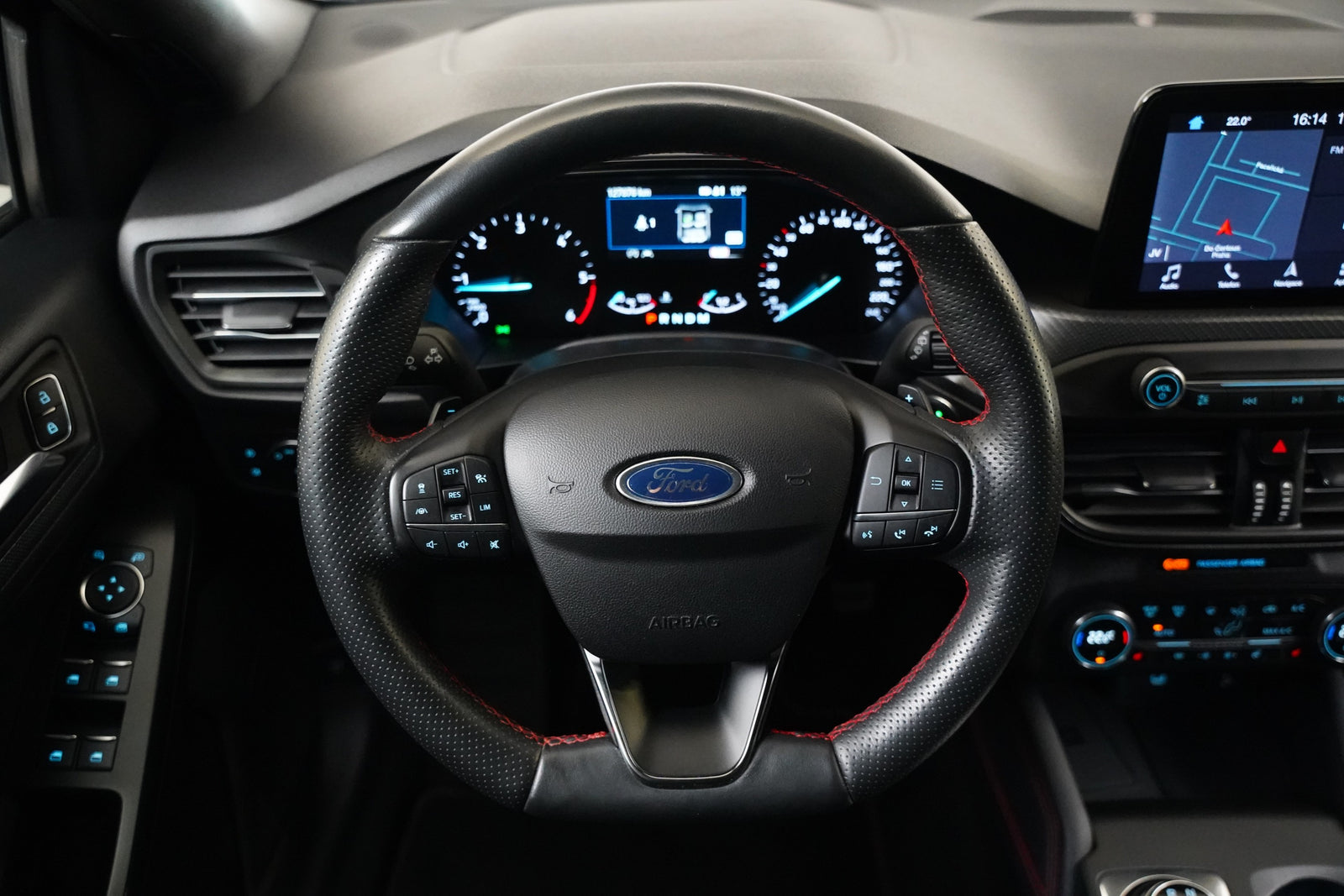 Ford Focus 2.0 TDCi 110 kW ST-Line – foto 17