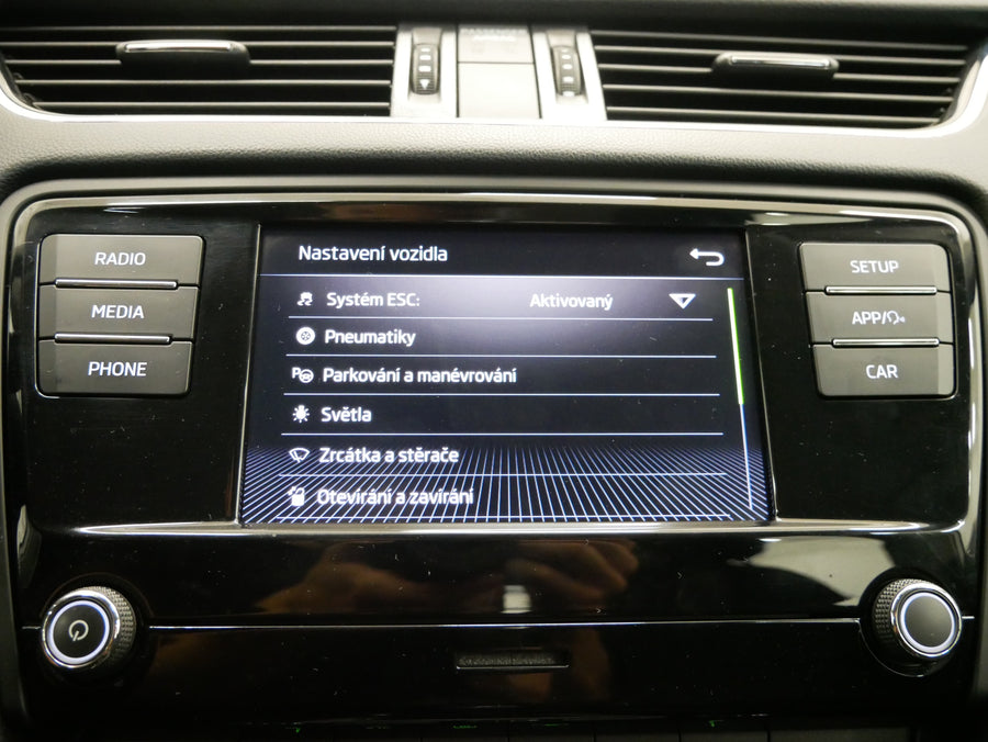 Škoda Octavia 1.6 TDI 85 kW Ambition Plus – foto 18