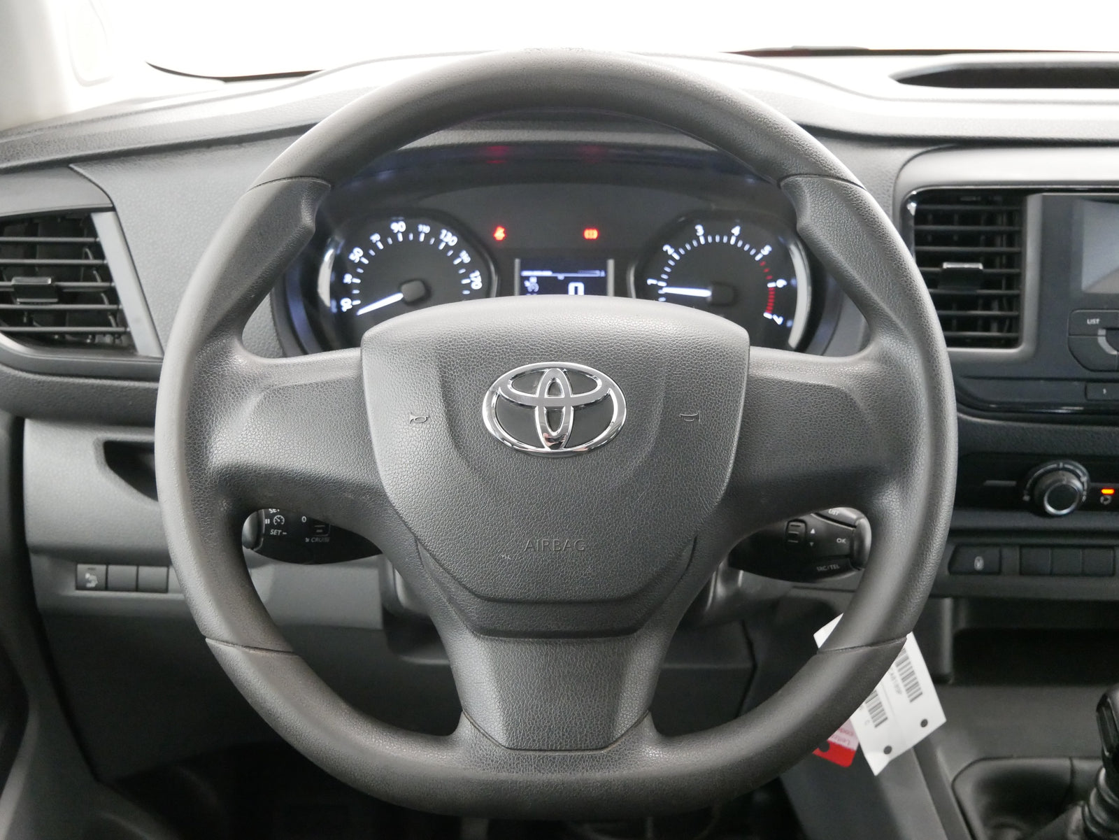 Toyota Proace 1.5D 88 kW 8 míst – foto 18