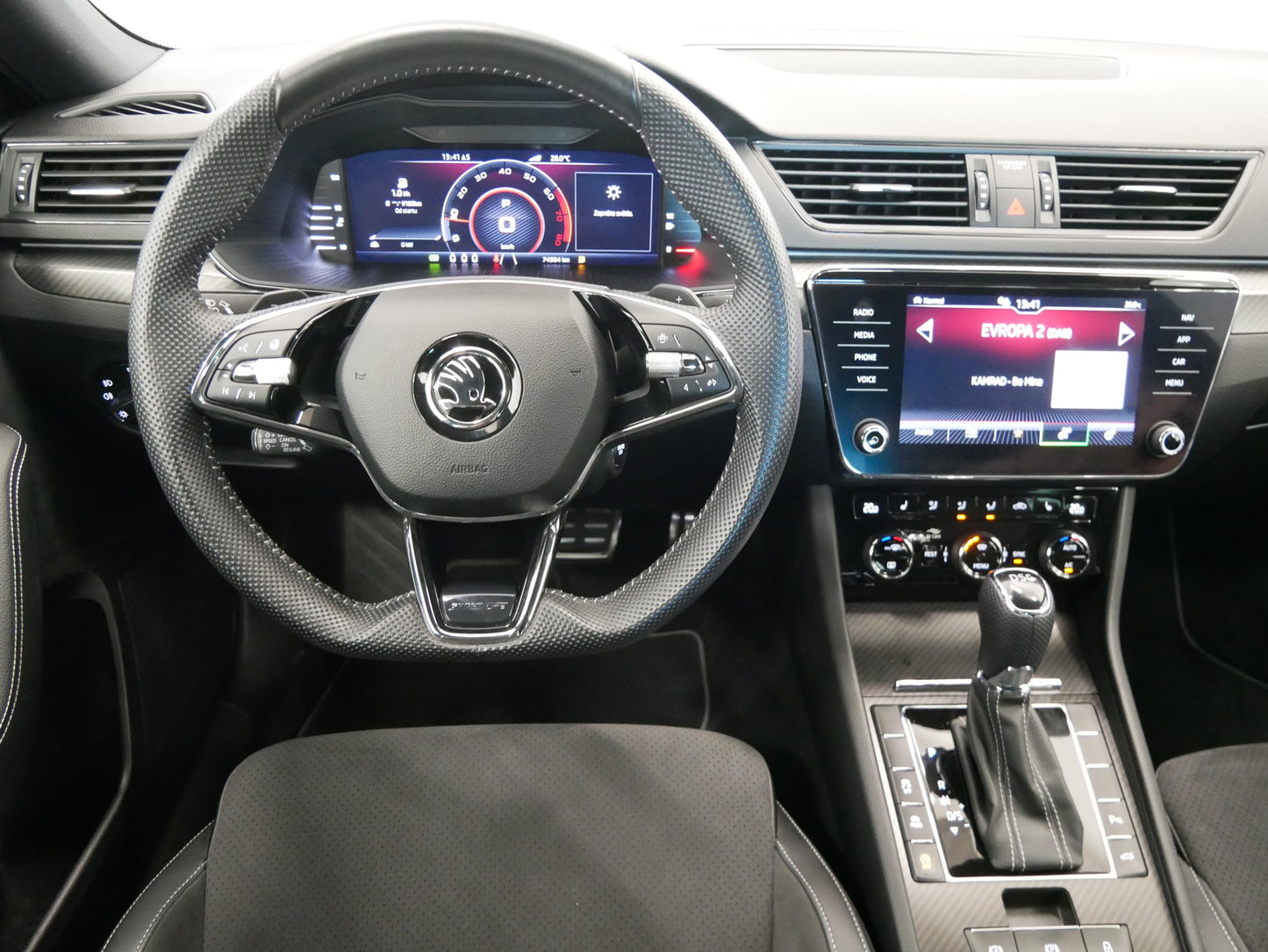 Škoda Superb 2.0 TSI 140 kW DSG Sportline