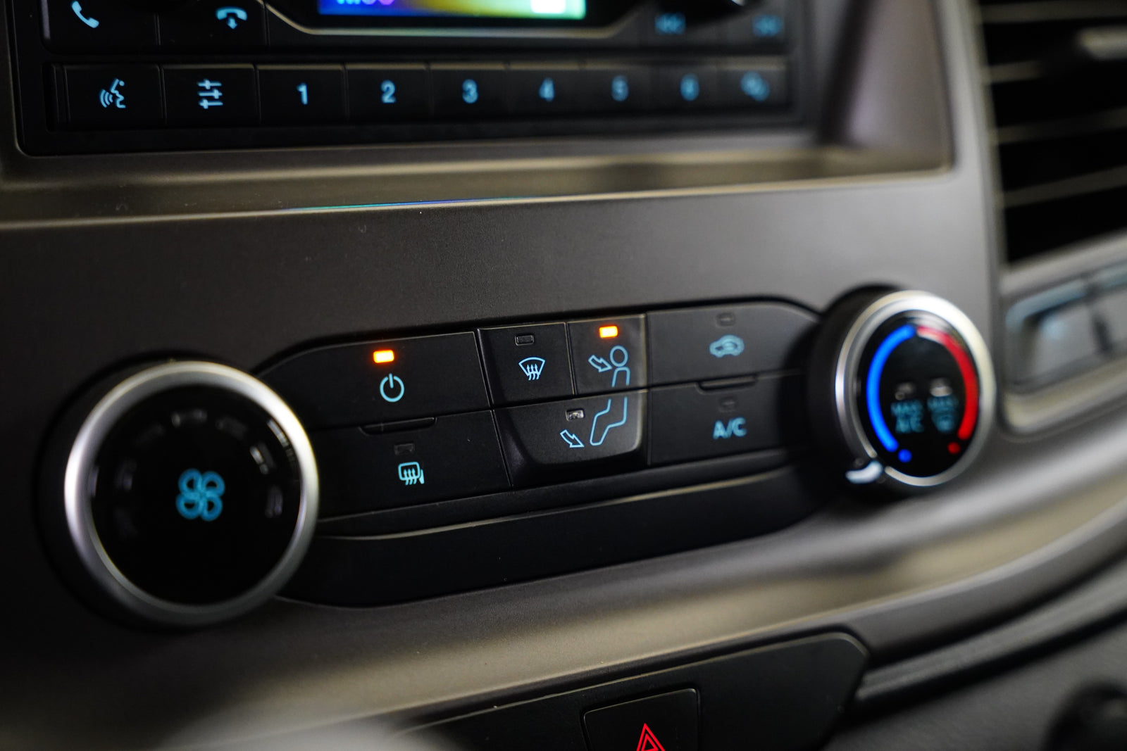 Ford Transit Custom 2.0 TDCI 77 kW L1 – foto 18