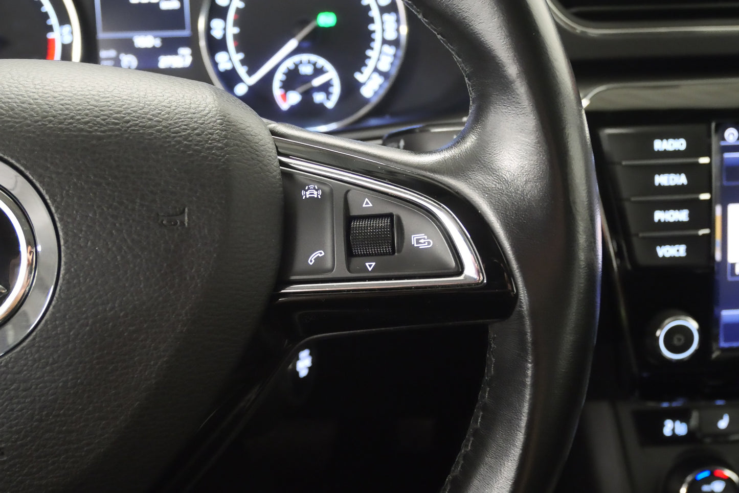 Škoda Superb 2.0 TDI 110 kW DSG Style