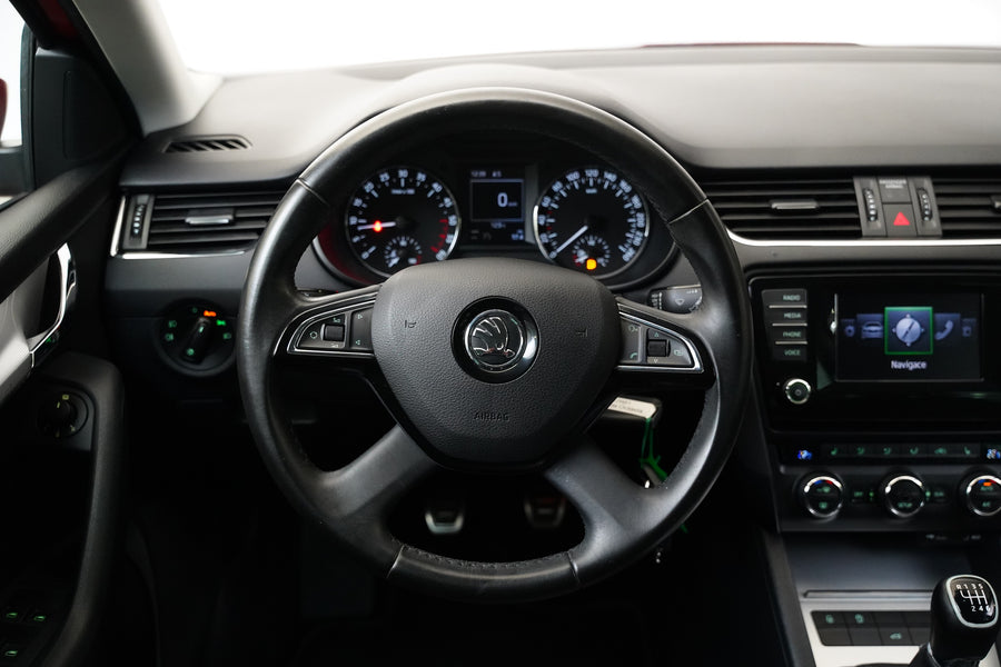 Škoda Octavia 2.0 TDI 110 kW Elegance – foto 18