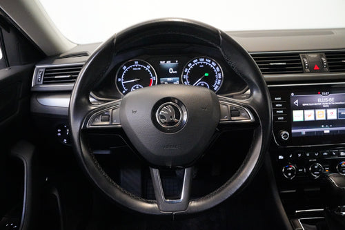 Škoda Superb 2.0 TDI 140 kW DSG Style Plus – foto 18