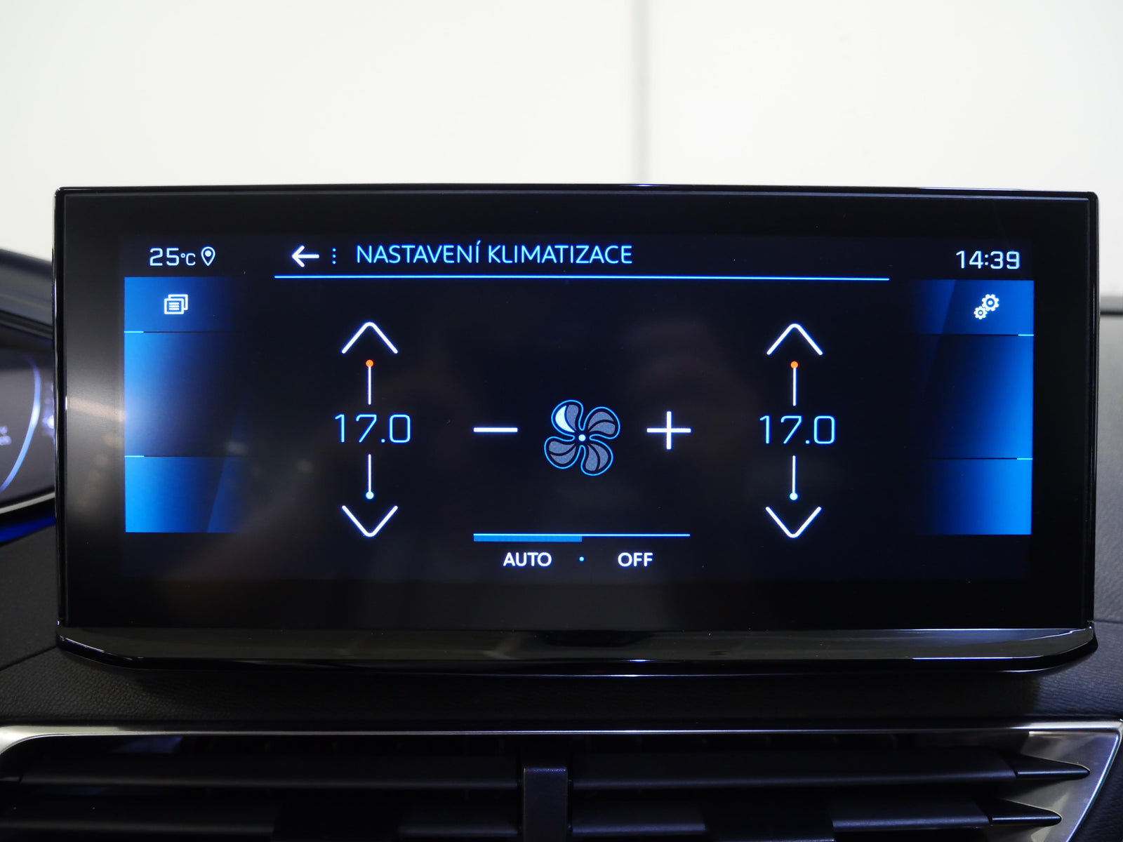 Peugeot 3008 1.5 BlueHDi 96 kW ALLURE – foto 20