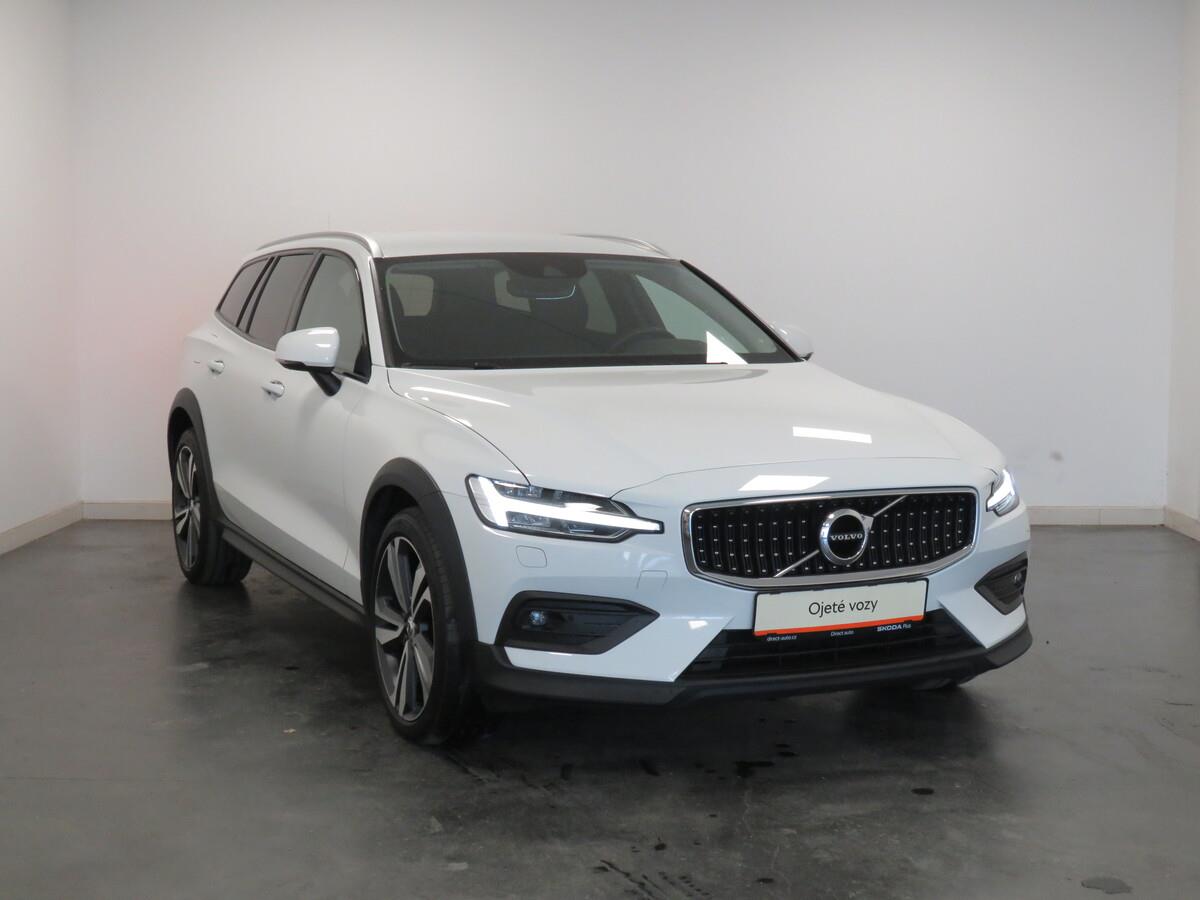 Volvo V60 2,0 145kW B4 AWD diesel Pro AU