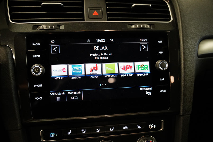 Volkswagen Golf 2.0 TDI 110 kW Comfortline – foto 18