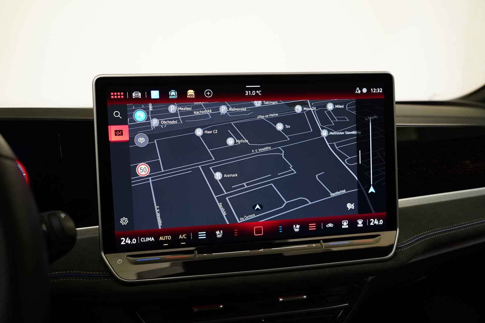 Volkswagen Passat 2.0 TDI 110 kW DSG R-Line – foto 18