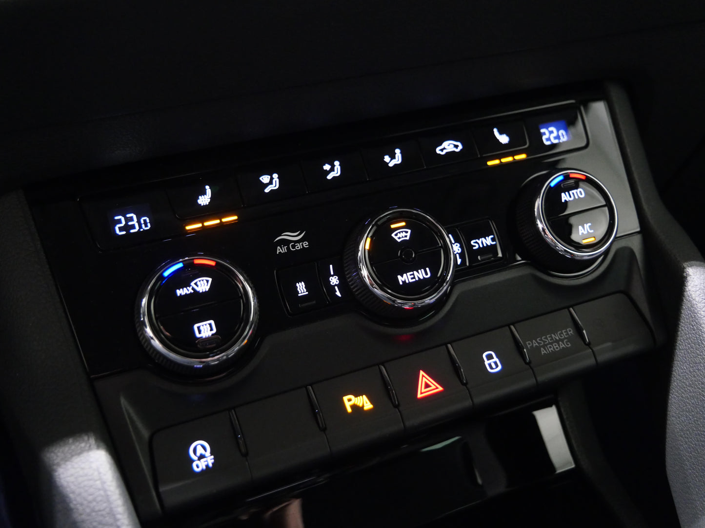 Škoda Karoq 1.5 TSI 110 kW Top Selection